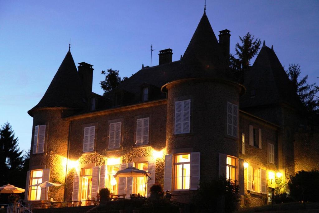 Chateau Le Mialaret Neuvic  Eksteriør billede