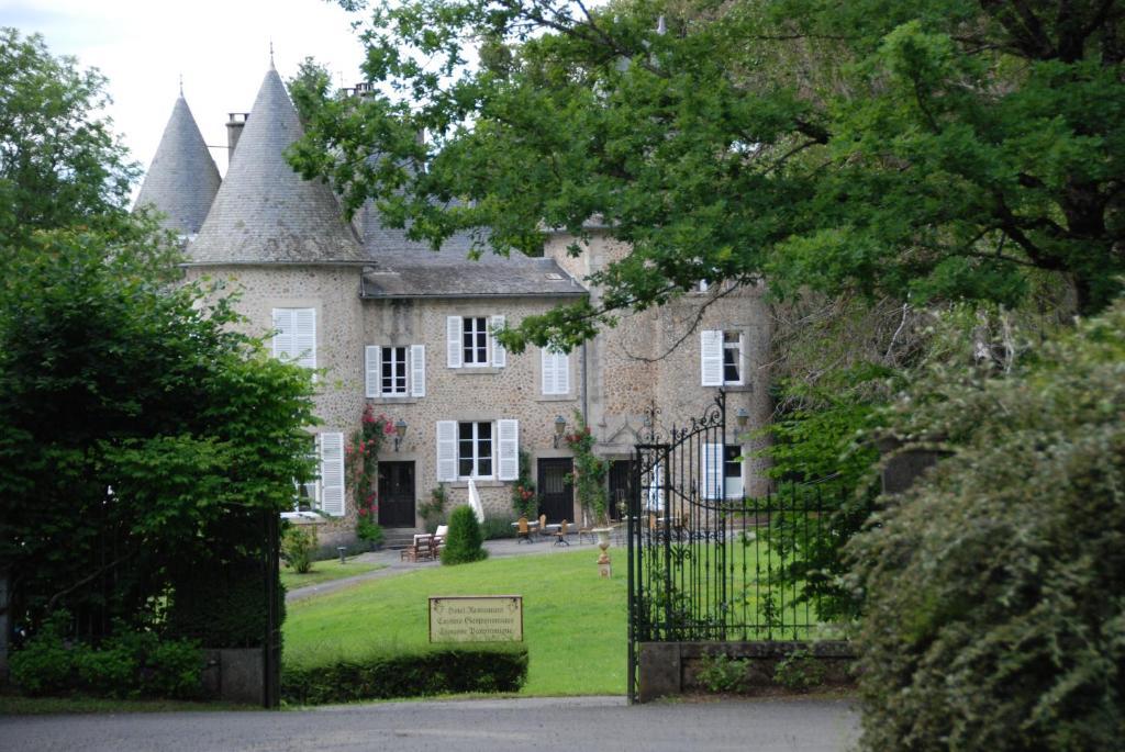Chateau Le Mialaret Neuvic  Eksteriør billede